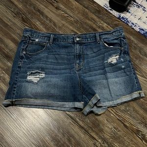Mossimo boyfriend midi Jean shorts